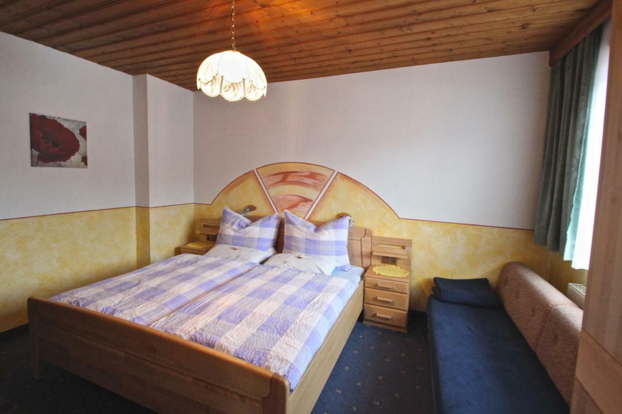 לאדיס Ferienwohnung Tschiderer מראה חיצוני תמונה